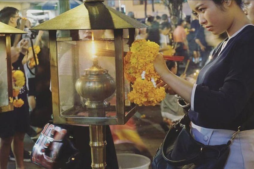 Half-Day Bangkok Shrines Walk & Food Tour