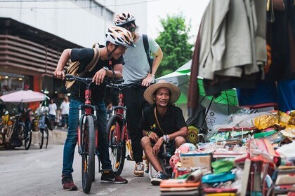 Must-Try: Hidden Bangkok Bike and Food Tour