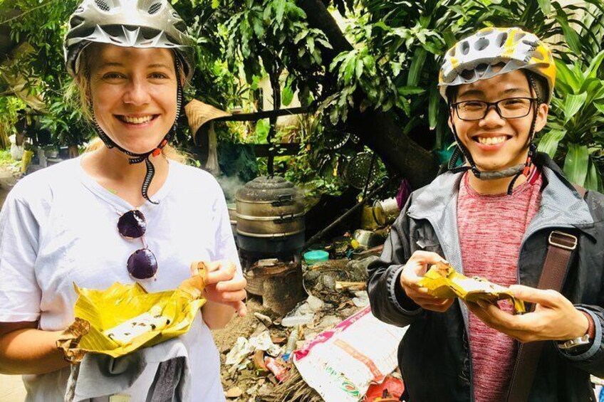 Must-Try: Hidden BBK Bike and Food Tour