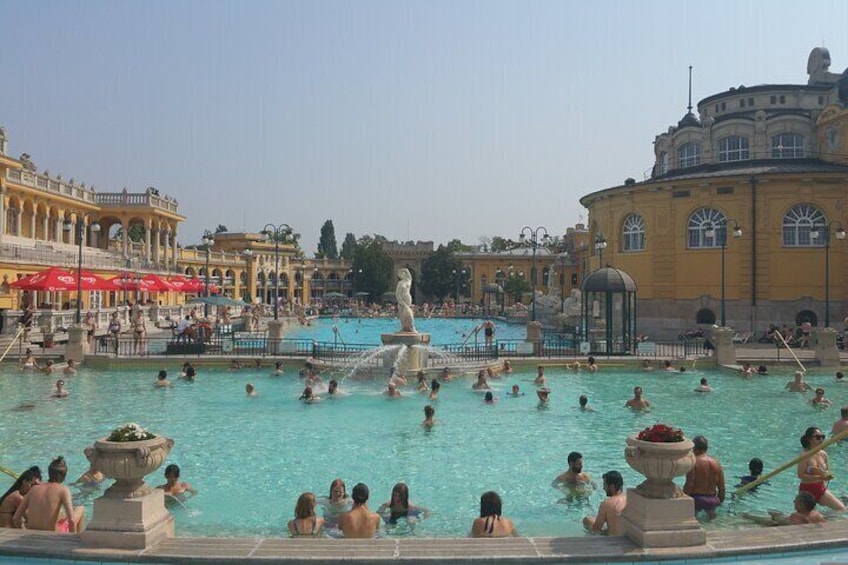 Best Thermal Baths of Budapest Tour