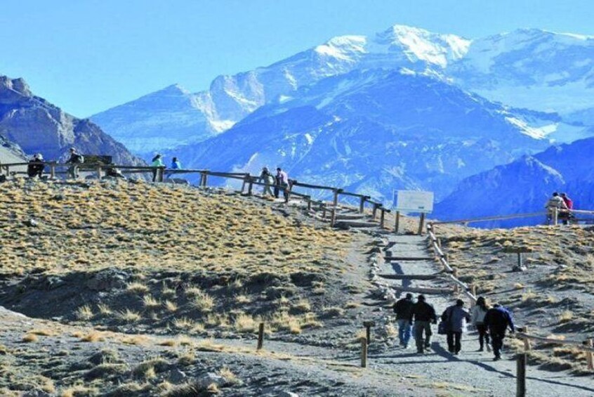 Santiago: Full day shared tour Puente del Inca & Mirador del Aconcagua.