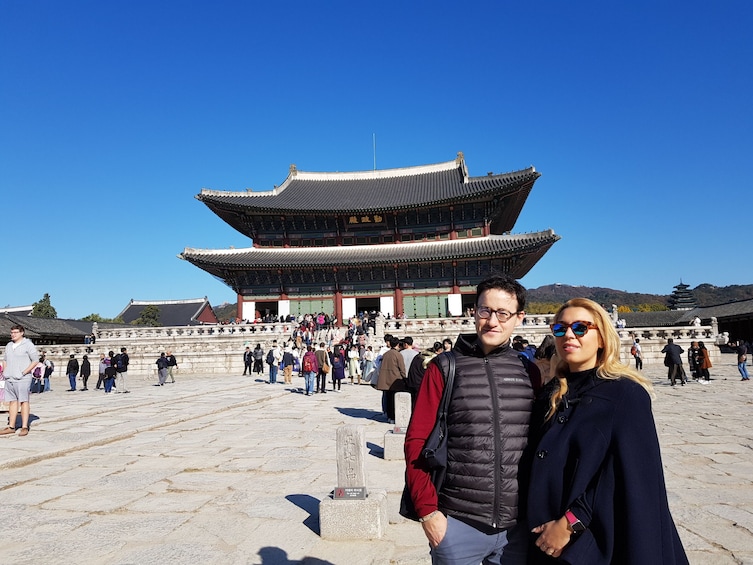 Full Day-Essential Seoul & Gourmet Tour(Lunch and Dinner)