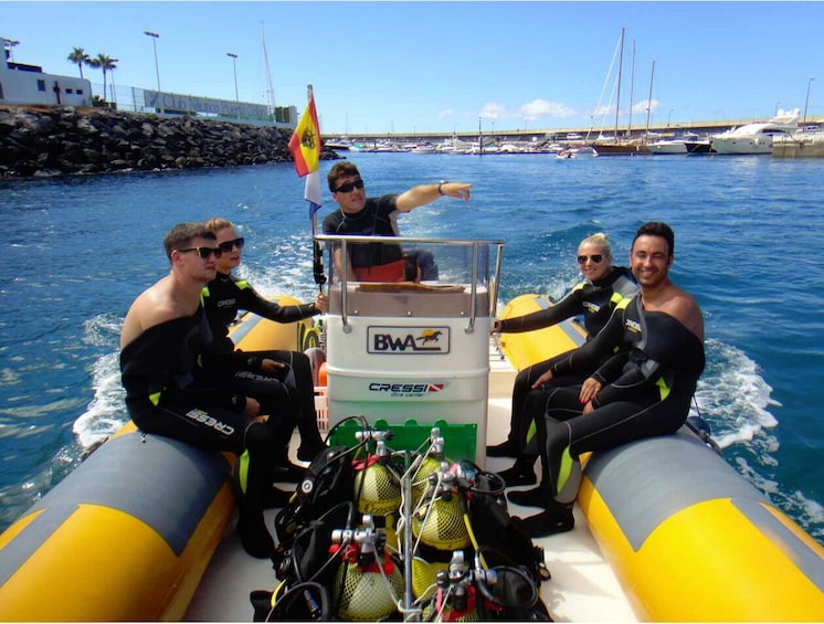 Enjoy your diving baptism in Puerto Colón