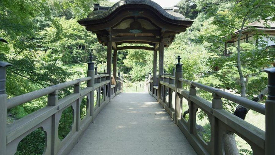 Sankeien Garden Audio Guide Tour