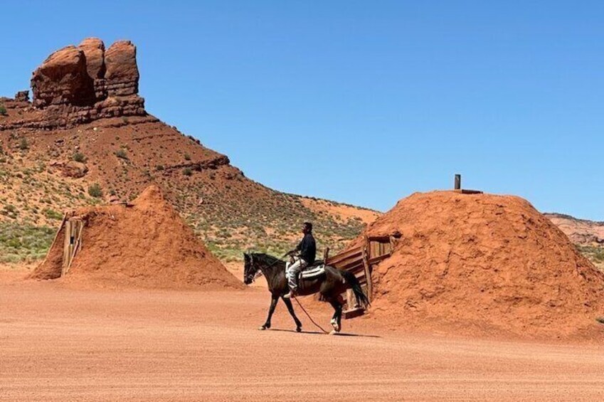 Monument Valley Extended Backcountry Tour