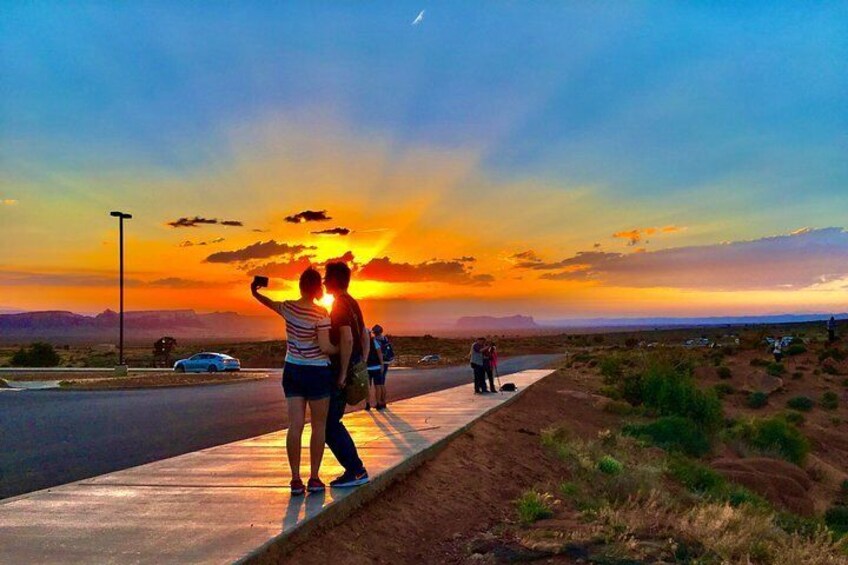 Monument Valley Sunset 