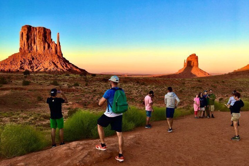 Biannual Monument Valley Mitten Shadow Event