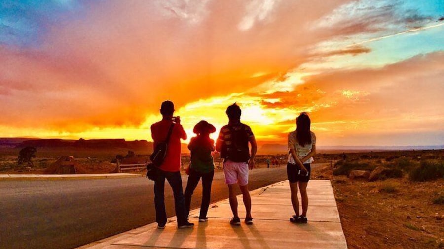 Monument Valley Sunset