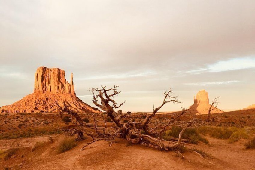 Sunset Tour of Monument Valley