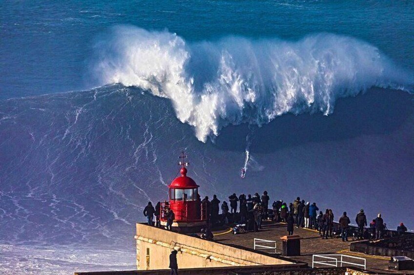 World surfing record, Praia do Norte, Nazare, Portugal