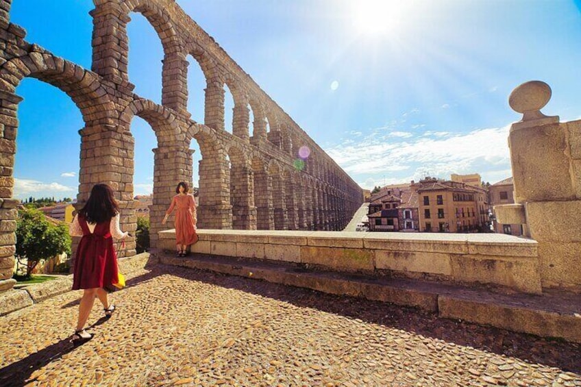 Segovia and Avila Guided Day Tour From Madrid including visit to the Alcazar