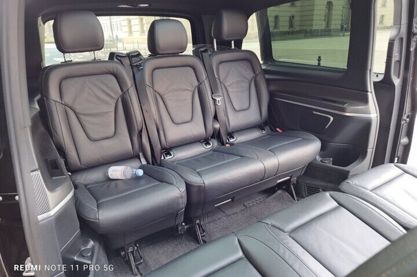 Berlin Excursions Minivan Up To 6 person