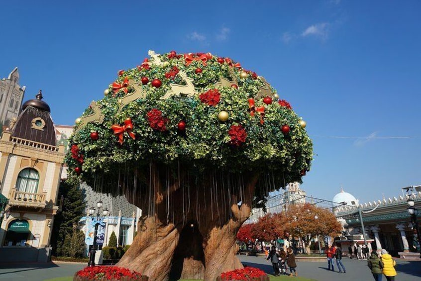 EVERLAND "From Hotel to Hotel" [Premium Private Tour: More Members Less Cost]