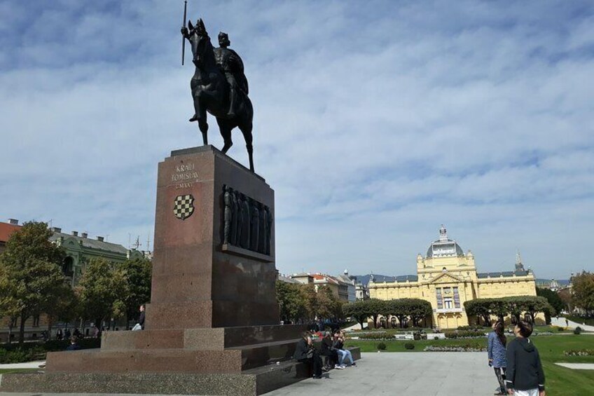 King Tomislav Square