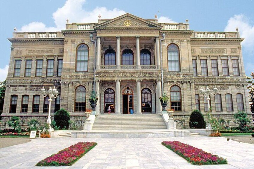 Bosphorus Cruise with Dolmabahce Palace & Istiklal Street