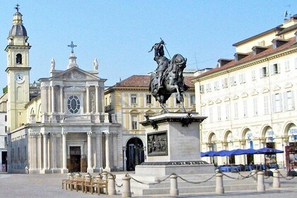 Turin Highlights Private Walking Tour with Piazza Castello and Piazza San C...