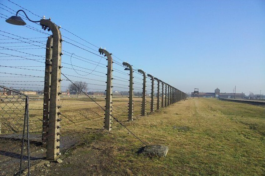 Auschwitz - Birkenau Memorial Tour from Krakow