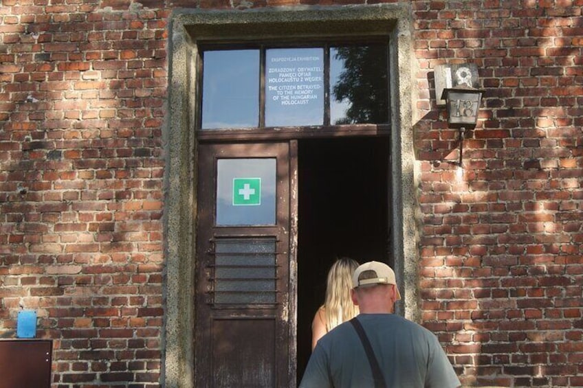 Krakow to Auschwitz Birkenau Optional Guided Tour with FREE ebook