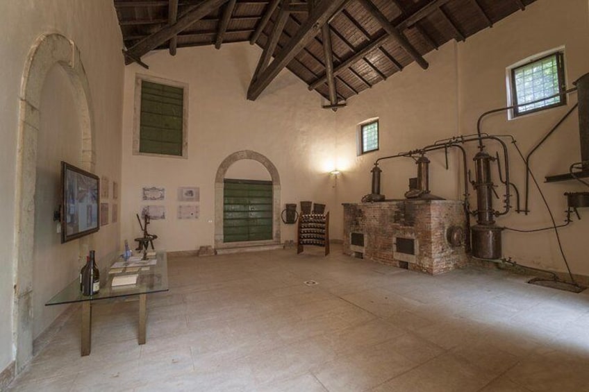 Villa Mosconi Bertani - The historic distillery