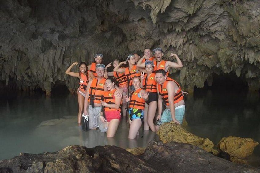 Cave cenote 