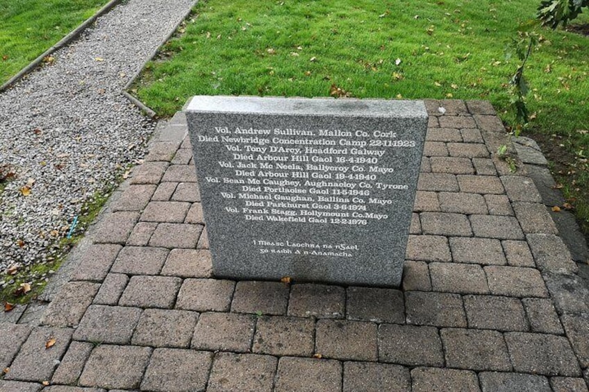 Derry Londonderry Private Guided Minivan Tour From Belfast