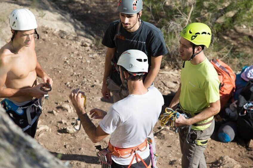 Outdoor climbing for beginners