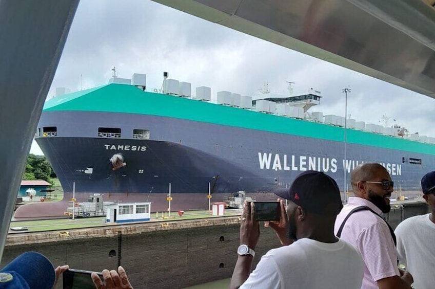 Miraflores locks.