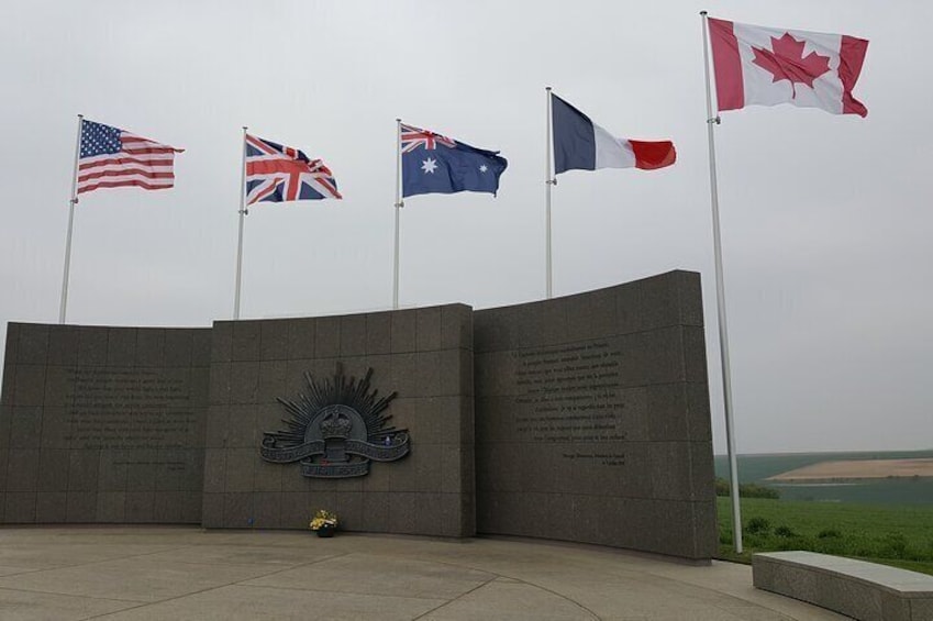 Australian and New Zealand Battlefield Day Tour in the Somme from Lille or Arras