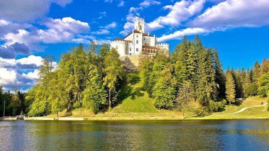 Private tour to Varazdin and Trakoscan Castle