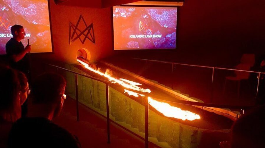 Experience Real Lava in Action!