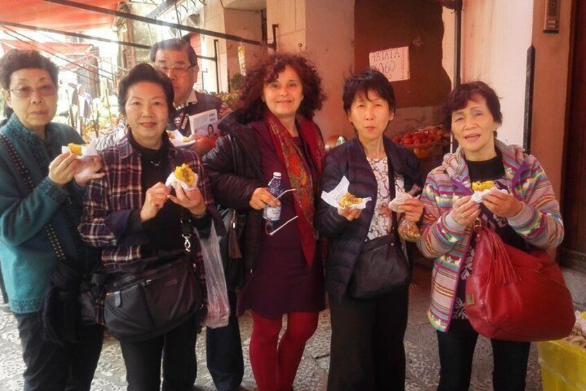Hald Day Walking Tour Palermo Combining Art And Food
