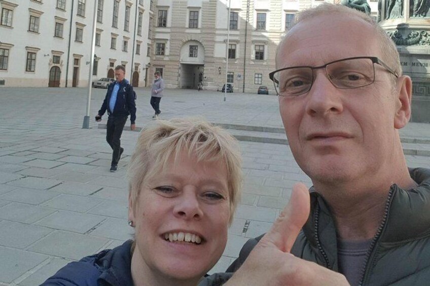 A loving couple discovering the hidden stories of Vienna tour