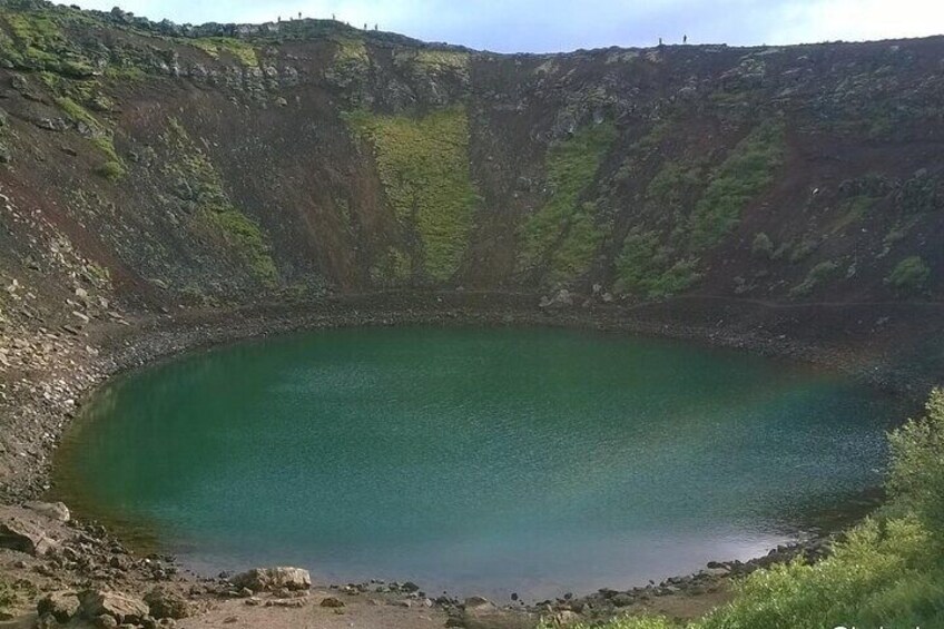 Classic Golden circle tour from Reykjavík in minibus