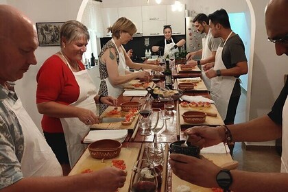 Cours de cuisine et dégustation de plats traditionnels à Tirana