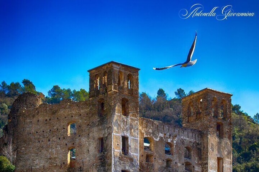 DOLCEACQUA & THE NERVIA VALLEY - The home of Rossese wine and Monet's beloved bridge