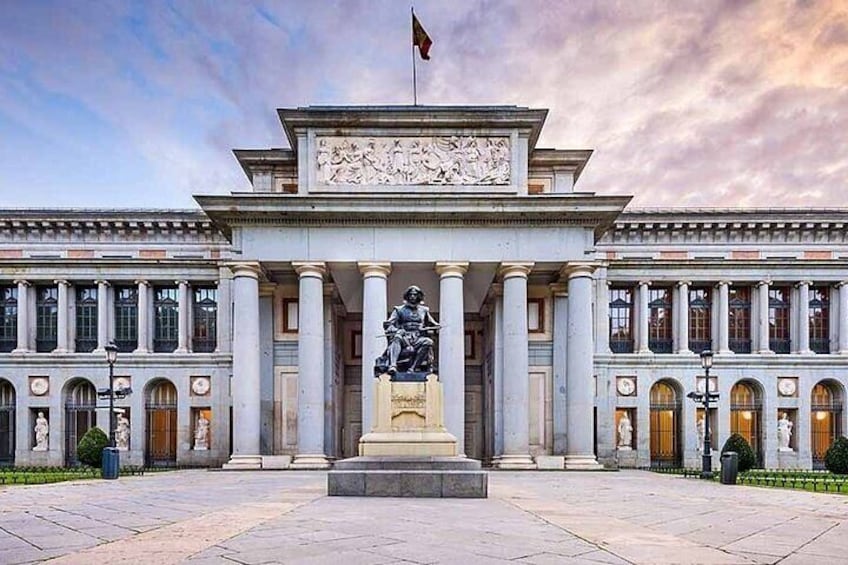 Private: Guided visit to Prado Museum with optional Royal Palace