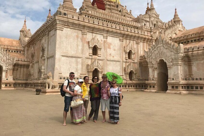 Excellent Private Guided Tour Around Bagan With Lunch