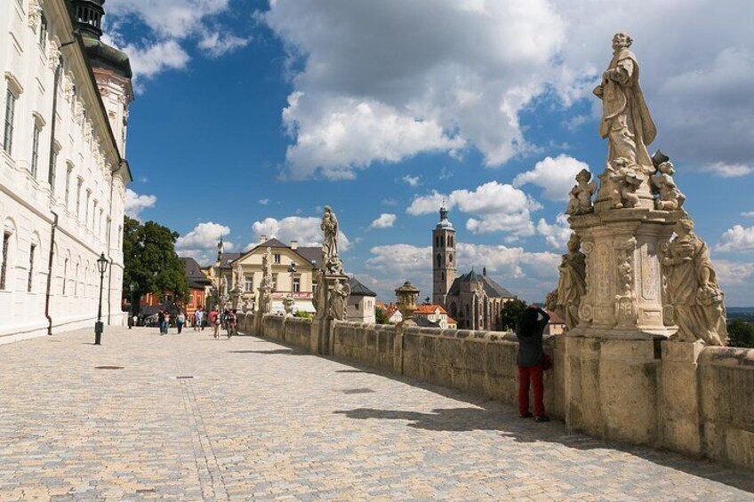 Baroque statues in front of Jesuit College