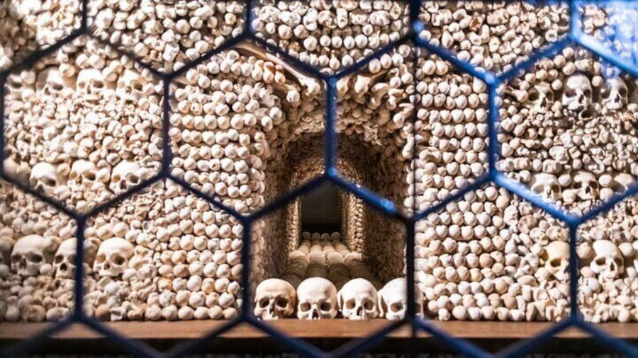 Half-Day Trip to Kutna Hora+Bone church with Free Time fromPrague