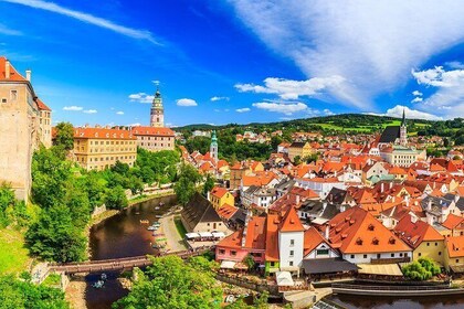 プラハからチェスキー・クルムロフへの旅行