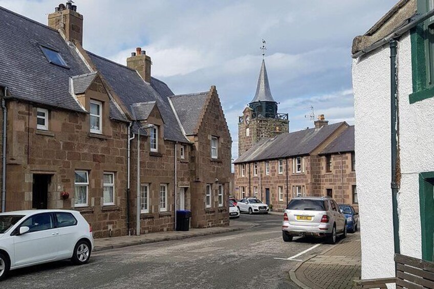 Stonehaven: Robert Burns, the BBC and Mars Bars Walking Audio Tour by VoiceMap