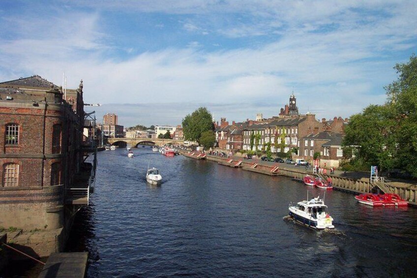 Walk the beautiful River Ouse in the beautiful city of York.