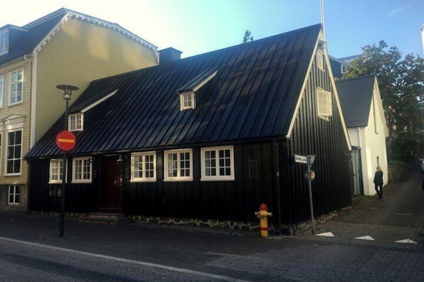 Olest House