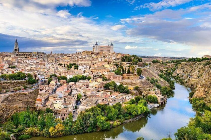 Toledo and Segovia with Priority Access to Alcazar of Segovia from Madrid
