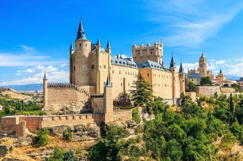 Toledo and Segovia from Madrid with Priority Access to Alcazar of Segovia
