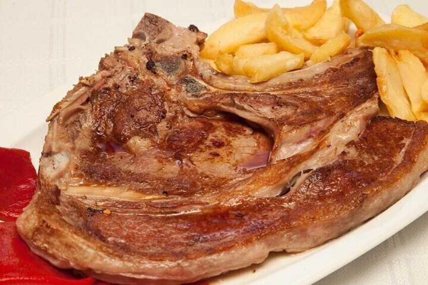 Avila and Segovia All Included with Gastronomic Lunch