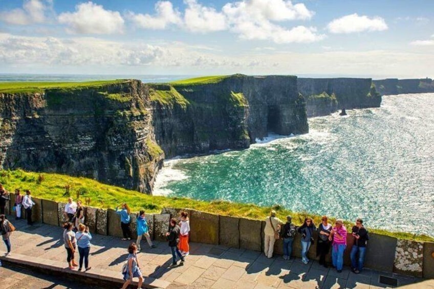 Shore Excursion: Cliffs of Moher, Aran Islands, and The Burren Tour from Galway