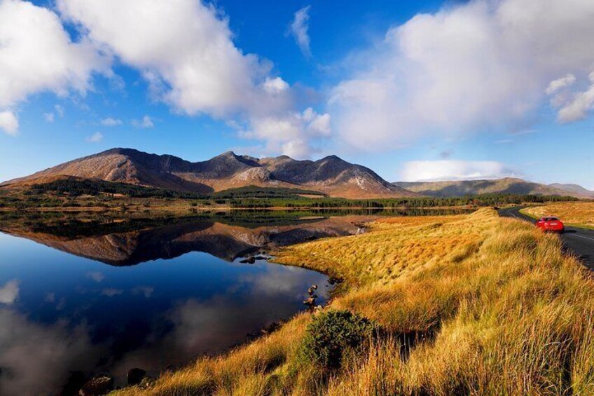 Connemara, Kylemore Abbey or Connemara National Park day tour from Galway-Guided