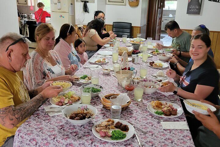 Authentic Tour & Meal with the Amish!