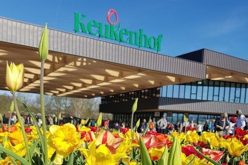 Entrance of the Keukenhof.